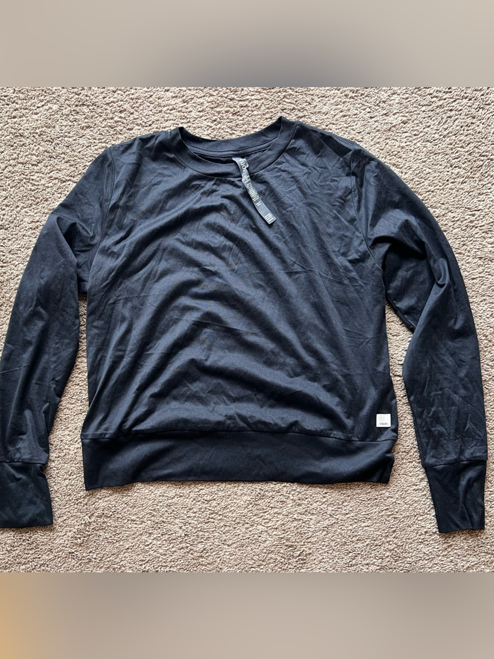 Vuori long sleeve workout shirt